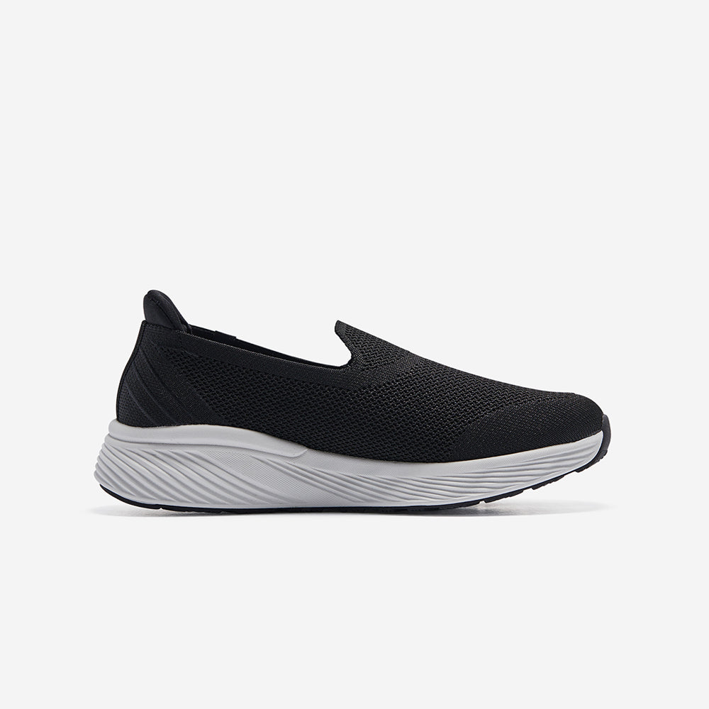 Giày Slip-On Unisex Prospecs Free Wrap - Đen - Supersports Vietnam
