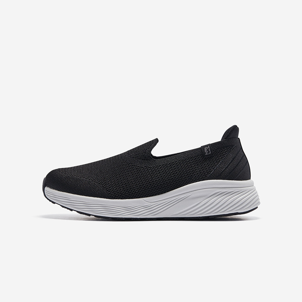 Giày Slip-On Unisex Prospecs Free Wrap - Đen - Supersports Vietnam