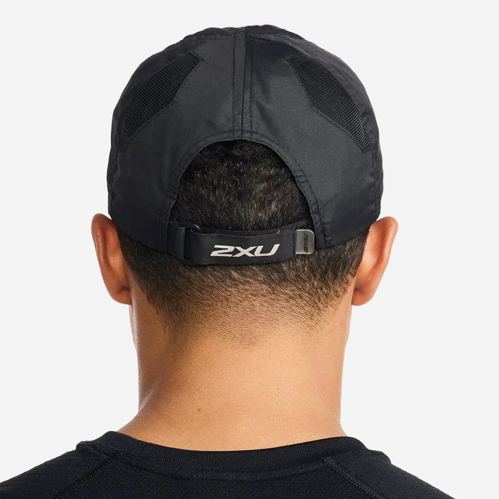 Nón Thể Thao 2XU Run - Đen - Supersports Vietnam