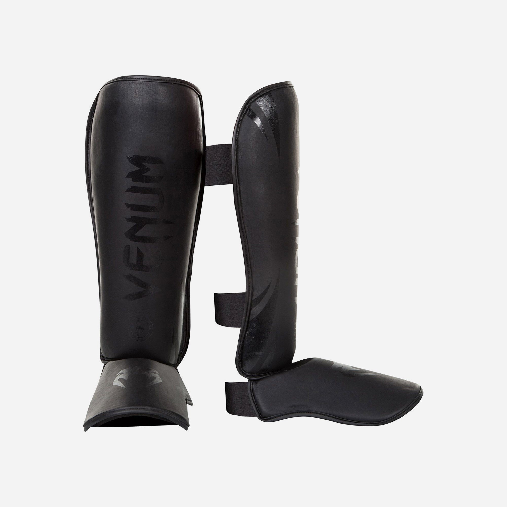 Giáp Bảo Vệ Chân Venum Challenger Standup - Đen - Supersports Vietnam