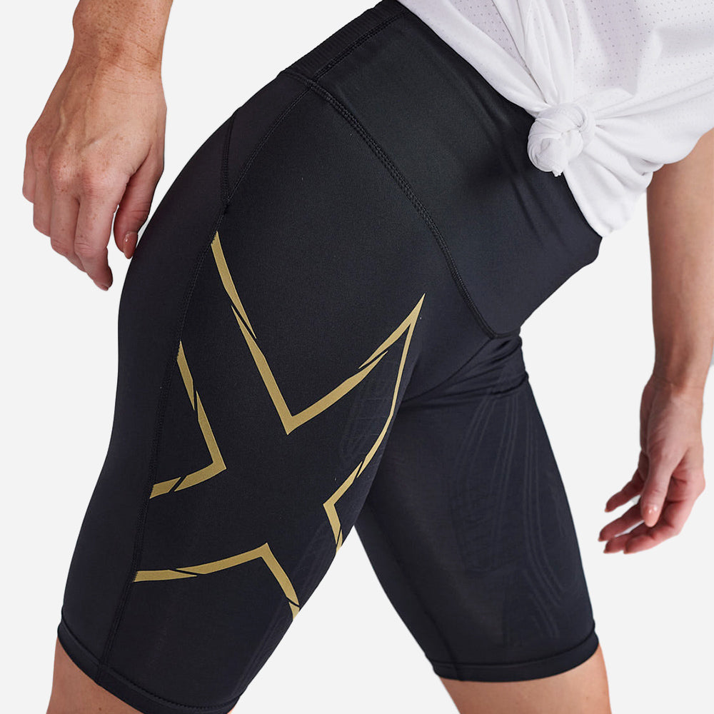 Quần Ngắn Bó Cơ Nữ 2XU Light Speed Mid-Rise Compression - Đen - Supersports Vietnam