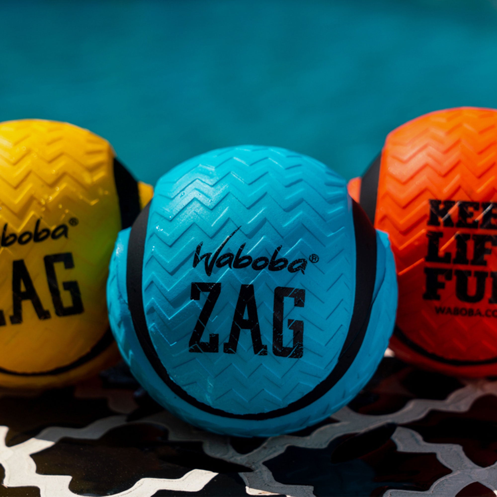 Bóng Ném Nổi Người Lớn Waboba Zag Ball In 2-Tier Box - Xanh Dương - Supersports Vietnam
