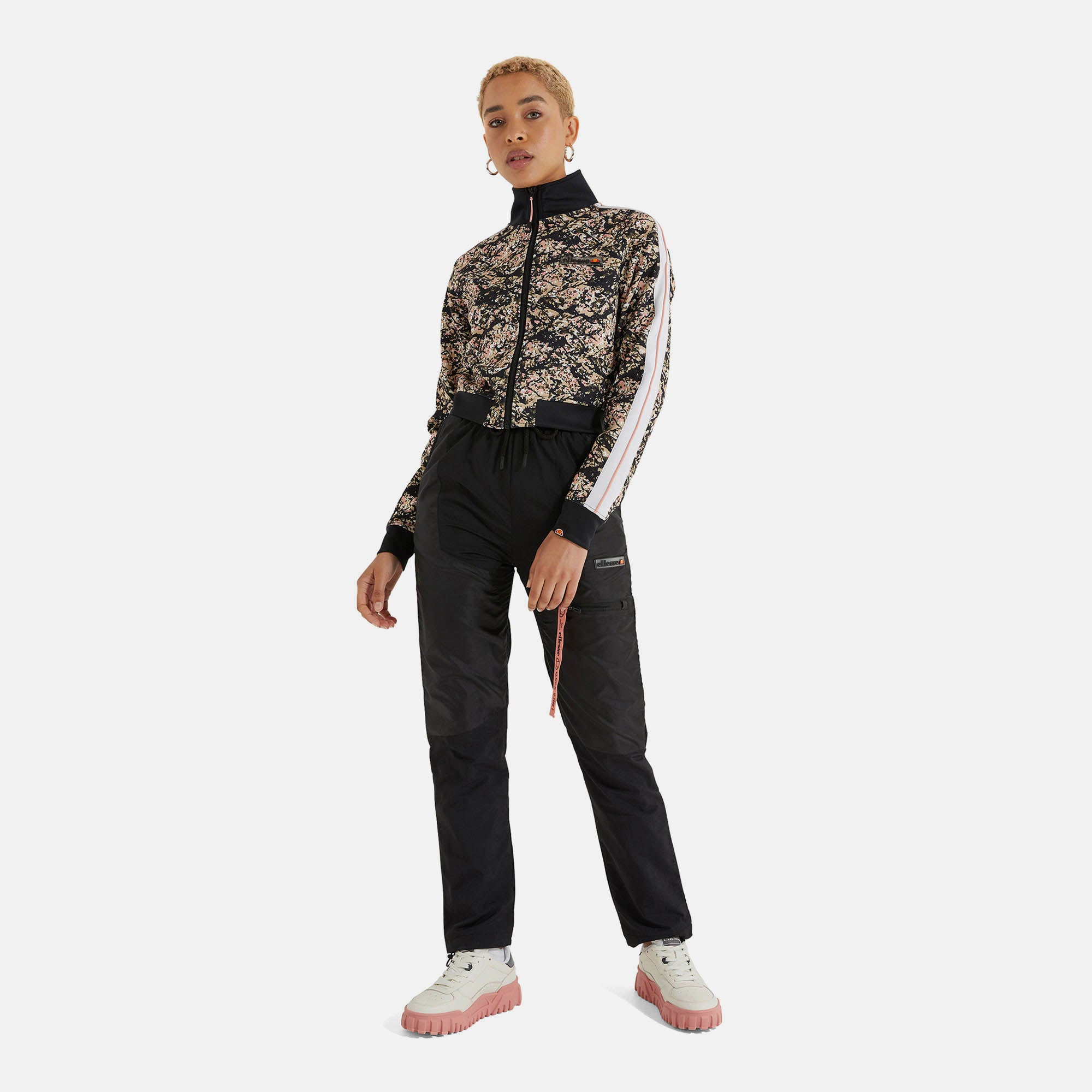 Áo Khoác Nữ Ellesse Mountains-Fladge Track Top - Supersports Vietnam