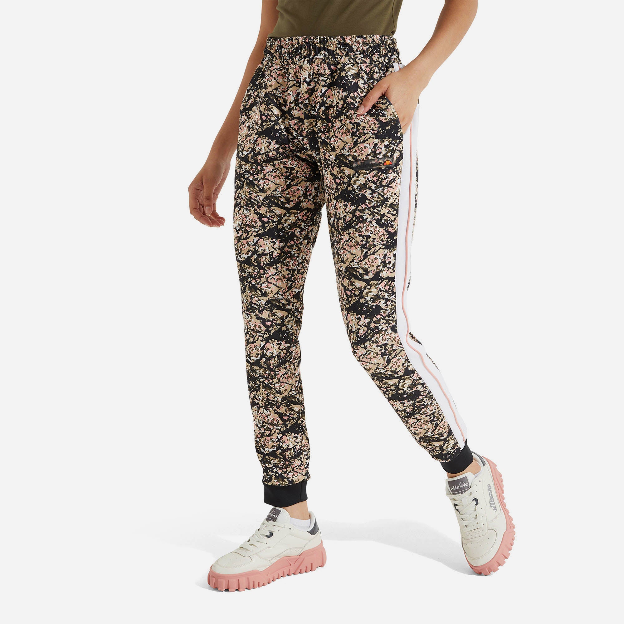 Quần Dài Nữ Ellesse Mountains-Lune Track Pants - Supersports Vietnam