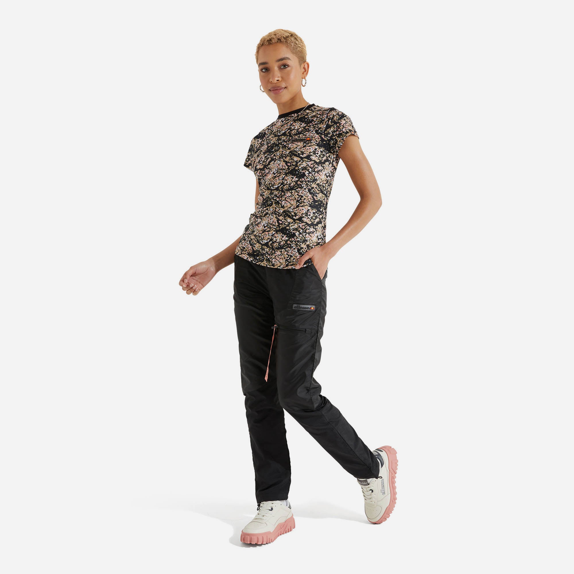 Quần Dài Thể Thao Nữ Ellesse Mountains-Empiler Track - Đen - Supersports Vietnam