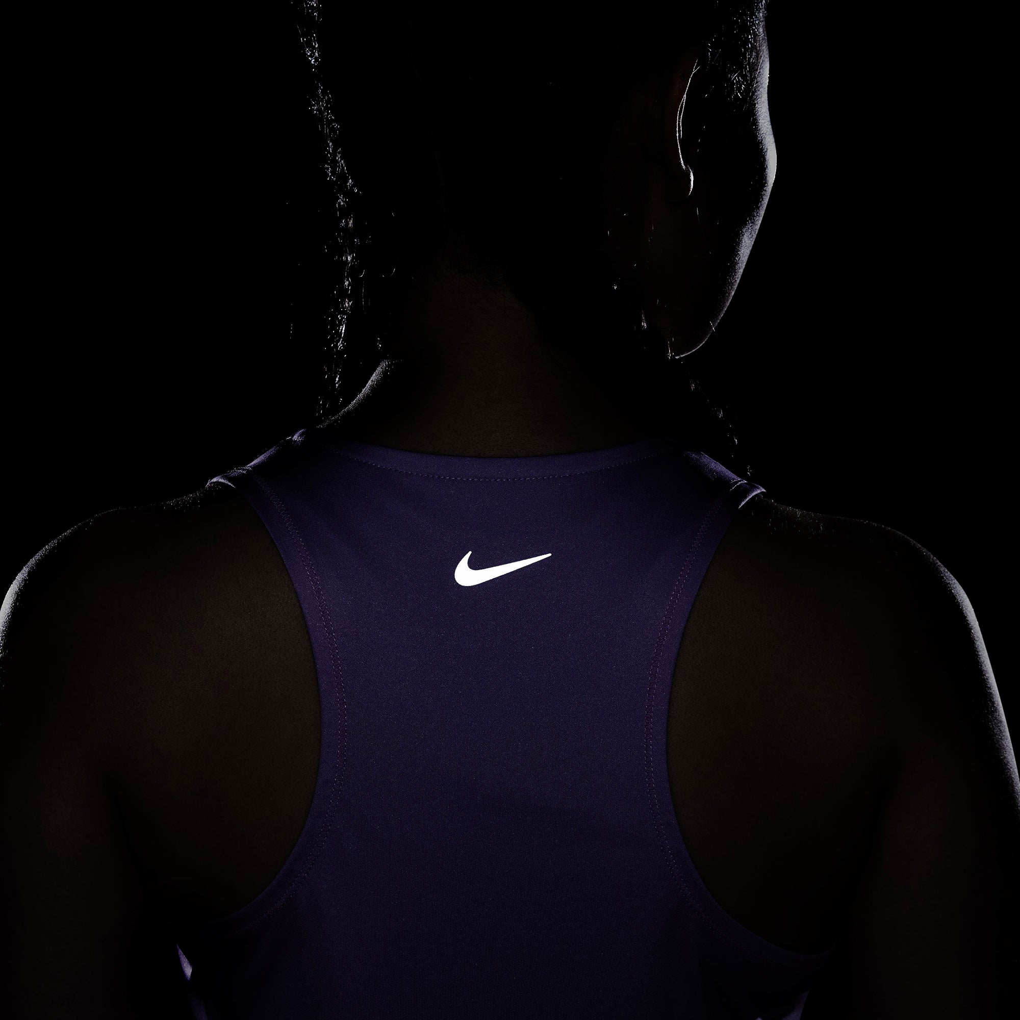 Áo Ba Lỗ Nữ Nike Swoosh Run - Tím - Supersports Vietnam