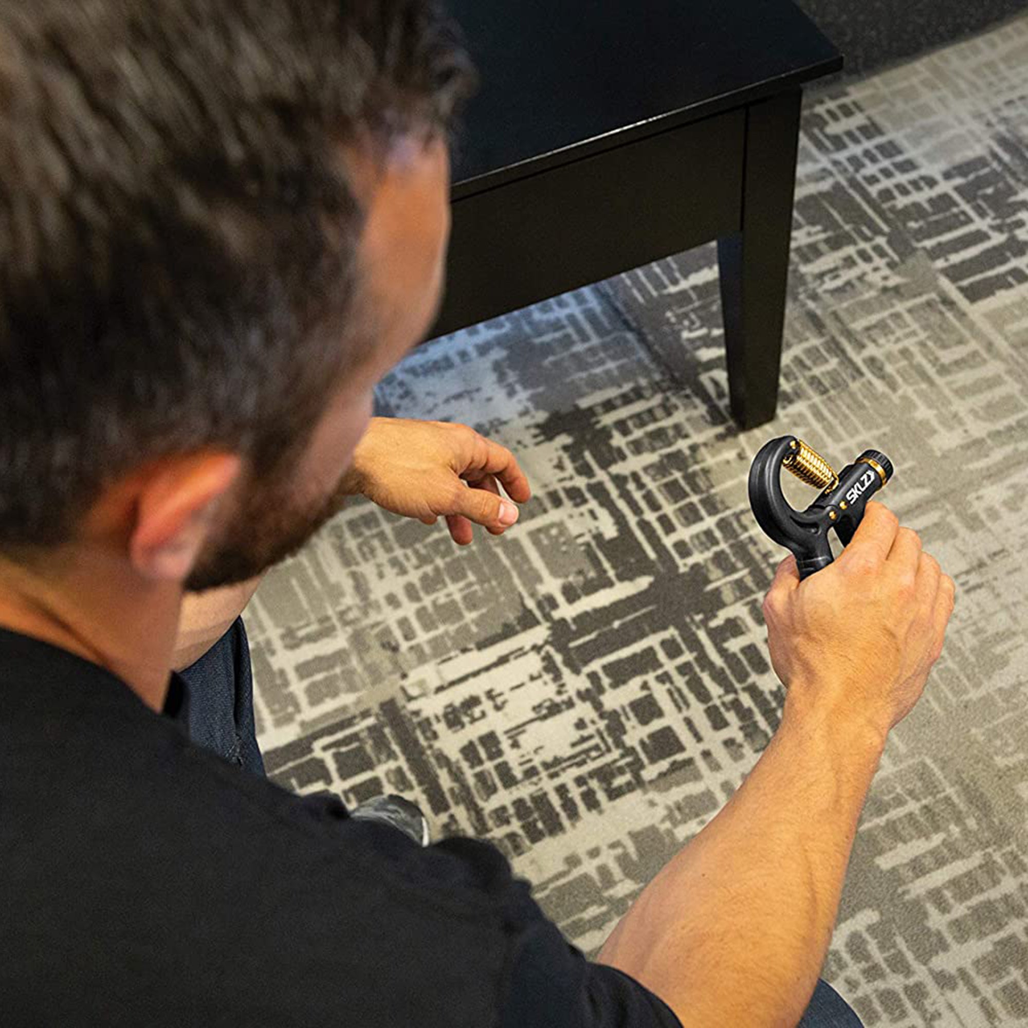 Dụng Cụ Tập Tay Sklz Grip Strengh Trainer - Đen - Supersports Vietnam