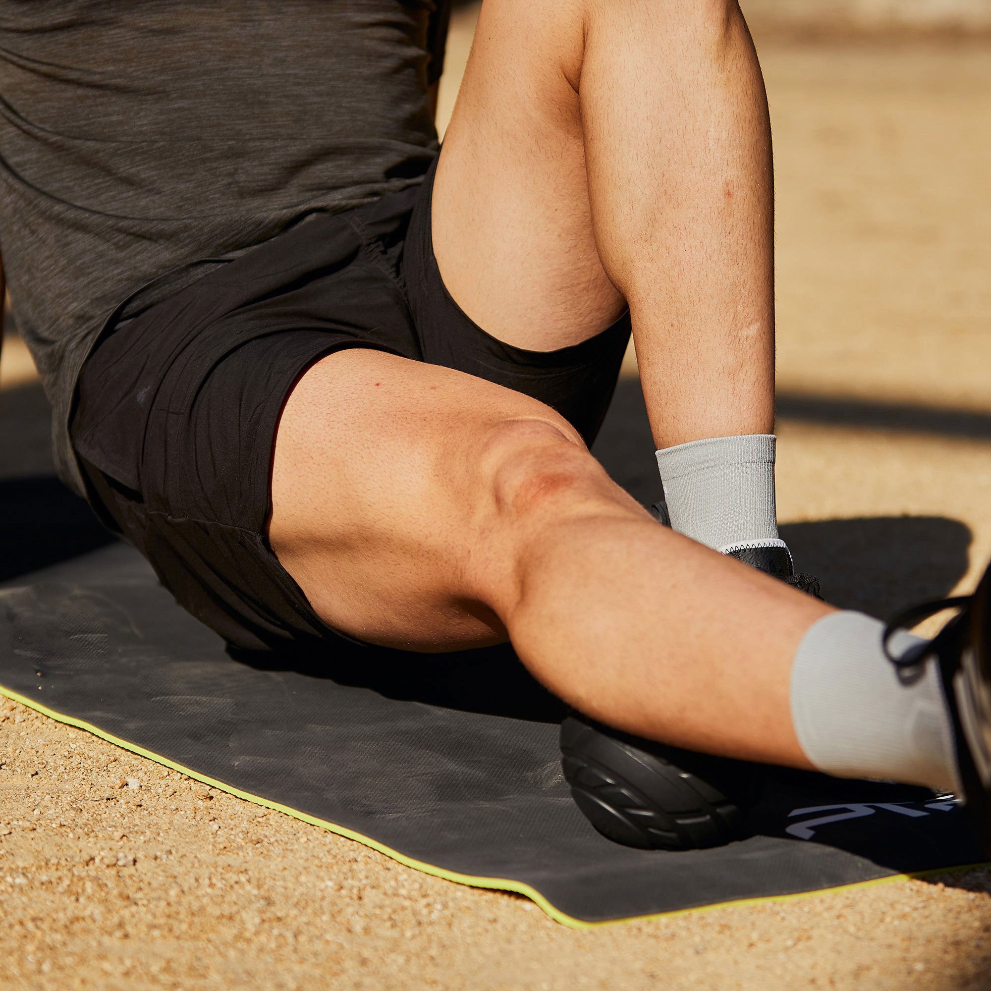 Bóng Mát Xa Ptp Myosphere Circular Massager - Đen - Supersports Vietnam