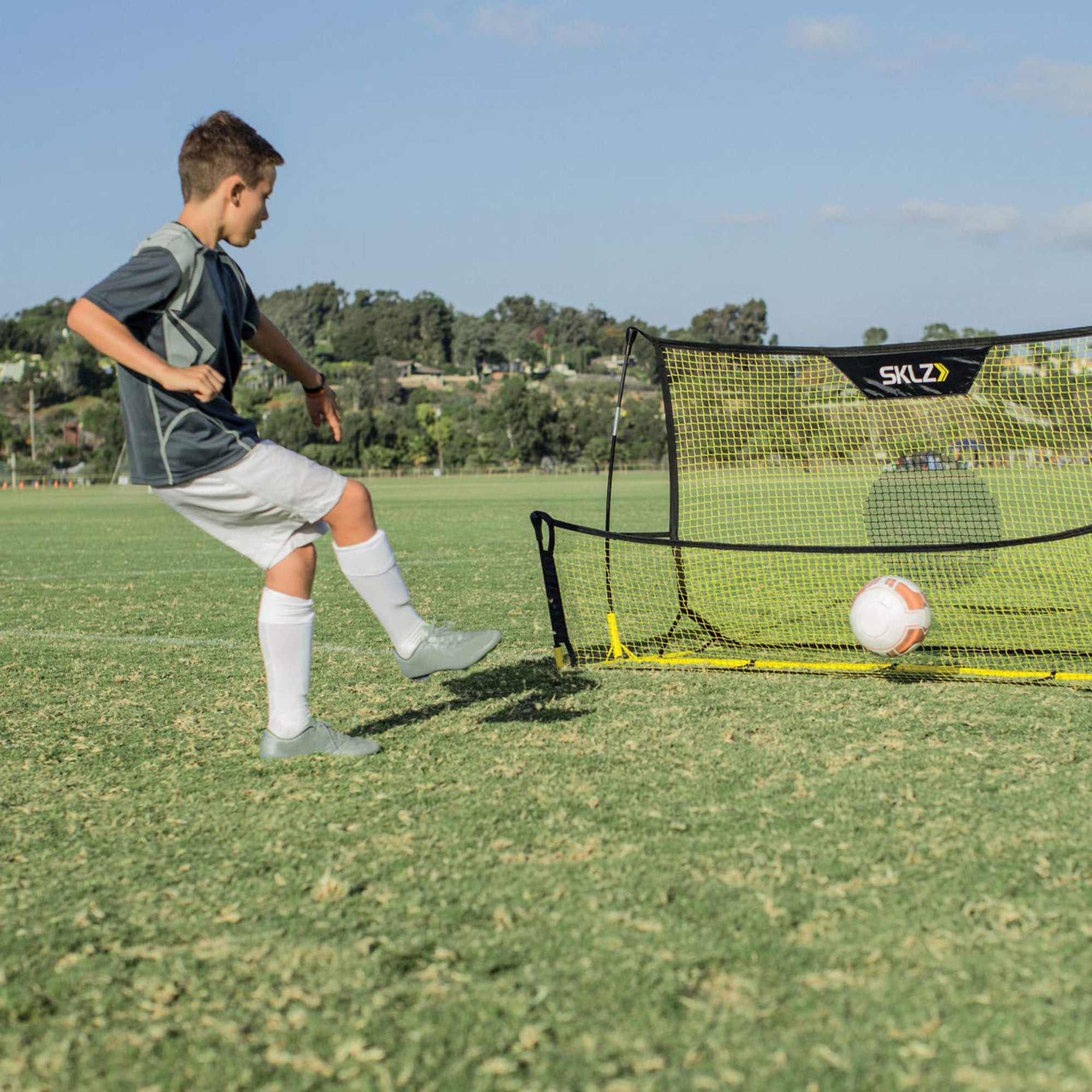Khung Goal Tập Luyện Đá Bóng Sklz Quickster Soccer Trainer - Vàng - Supersports Vietnam