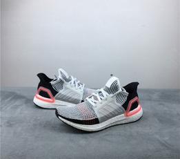 cách phân biệt adidas ultra boost thật và giả đơn giản