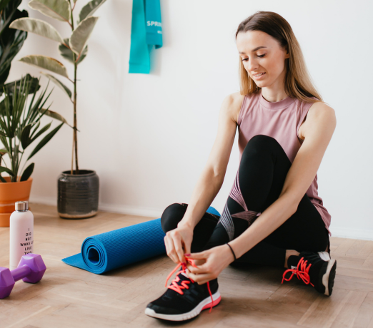 Giày Tập Gym Nữ Tại Nhà: Có Thực Sự Cần Thiết Không?