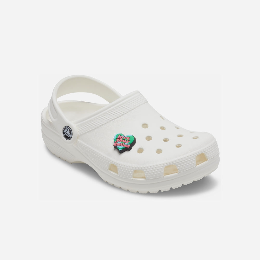 Phụ Kiện Jibbitz™ Crocs Love Your Mother (1 Chiếc) - Nhiều Màu - Supersports Vietnam