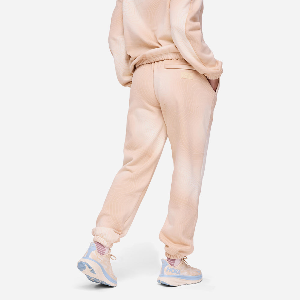 Quần Dài Thể Thao Unisex HOKA Essential Print - Hồng - Supersports Vietnam