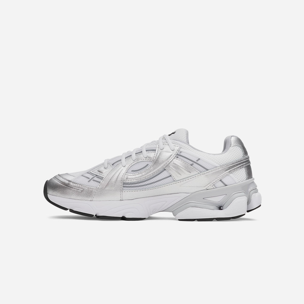 Giày Sneakers Unisex Under Armour Sola - Supersports Vietnam