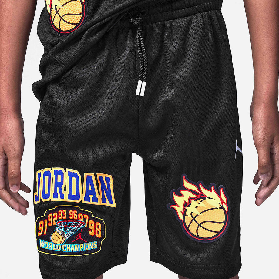 Black jordan basketball outlet shorts