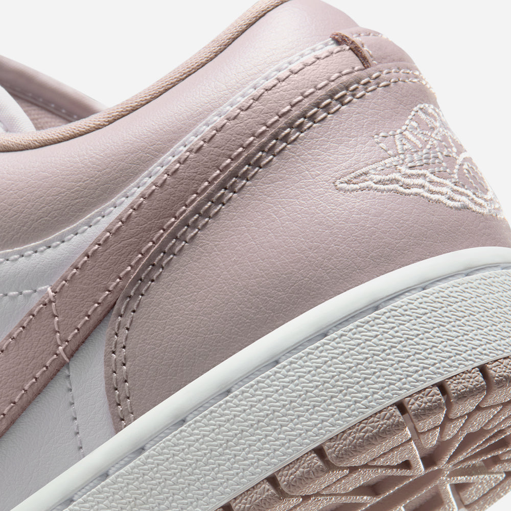 Giày Sneaker Nữ Nike Air Jordan 1 Low - Hồng - Supersports Vietnam