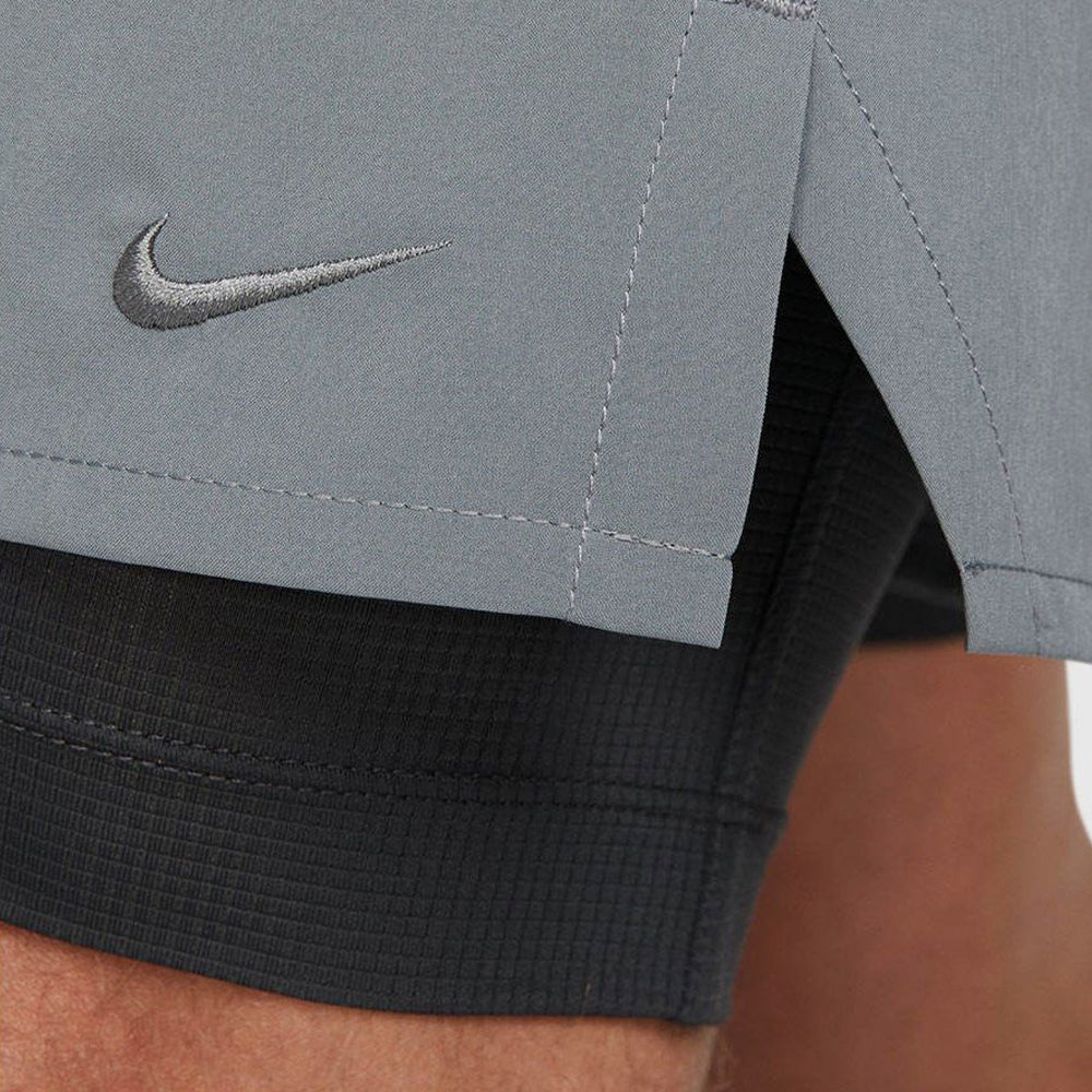 Quần Ngắn Thể Thao Nam Nike Unlimited Dri-Fit 7 Inch 2-In-1 - Xám - Supersports Vietnam