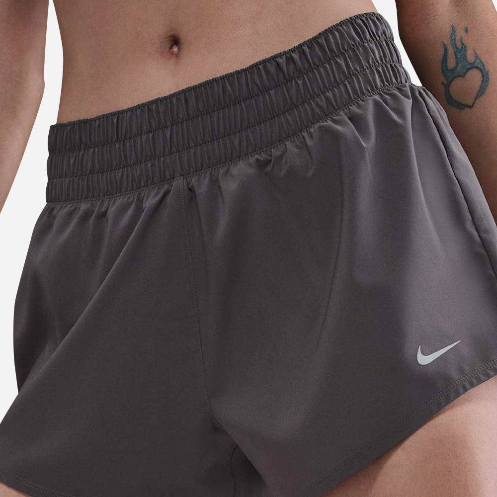 Quần Ngắn Thể Thao Nữ Nike One Dri-Fit Mid-Rise 3 Inch 2-In-1 - Tím - Supersports Vietnam