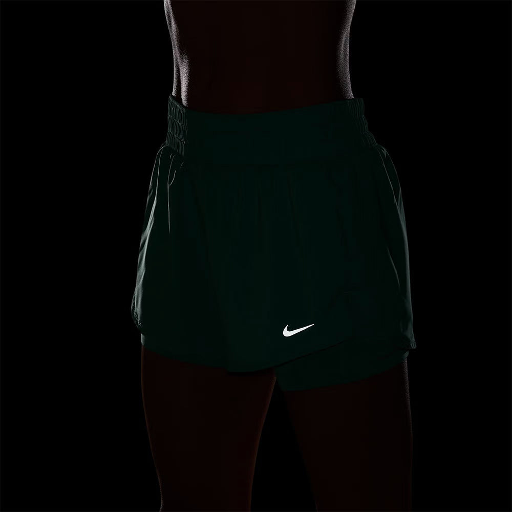 Quần Ngắn Thể Thao Nữ Nike Dri-Fit One Mid-Rise 3 Inch 2-In-1 - Xanh Lá - Supersports Vietnam