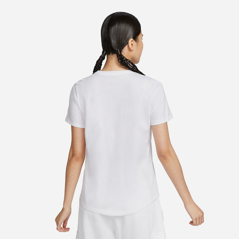 Áo Thun Nữ Nike Sportswear Club Essentials - Trắng - Supersports Vietnam