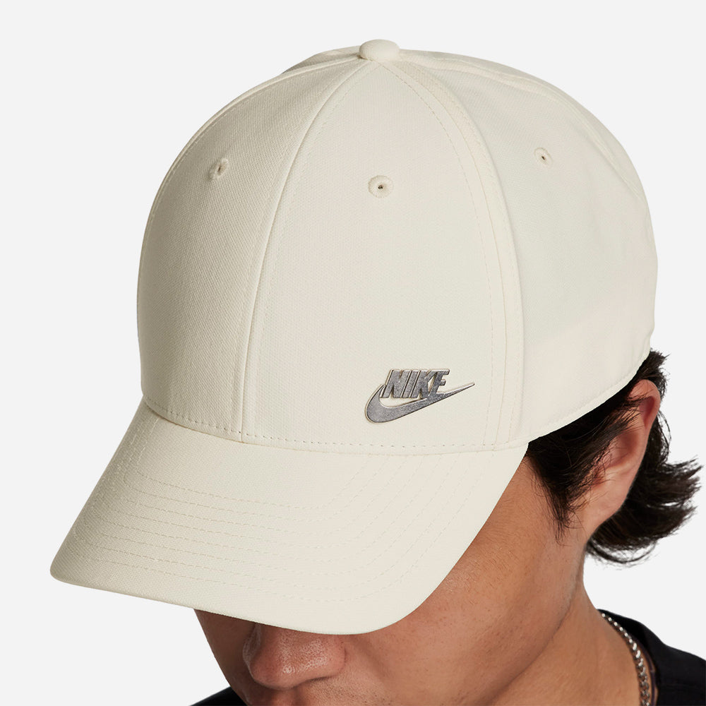Mũ Lưỡi Trai Nike Dri-Fit Club Structured Metal Logo - Be - Supersports Vietnam