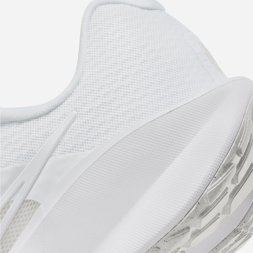 Giày Chạy Bộ Nam Nike Downshifter 13 - Trắng - Supersports Vietnam