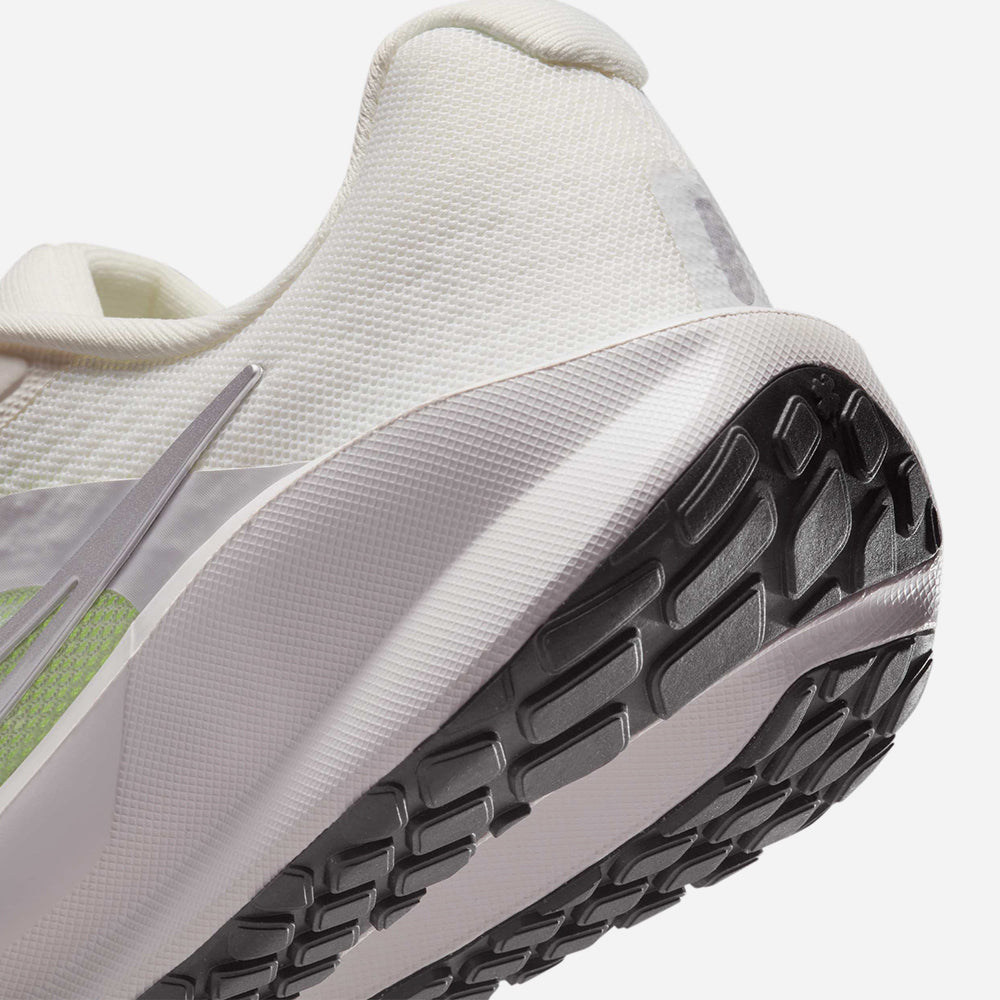 Giày Chạy Bộ Nữ Nike Downshifter 13 - Be - Supersports Vietnam