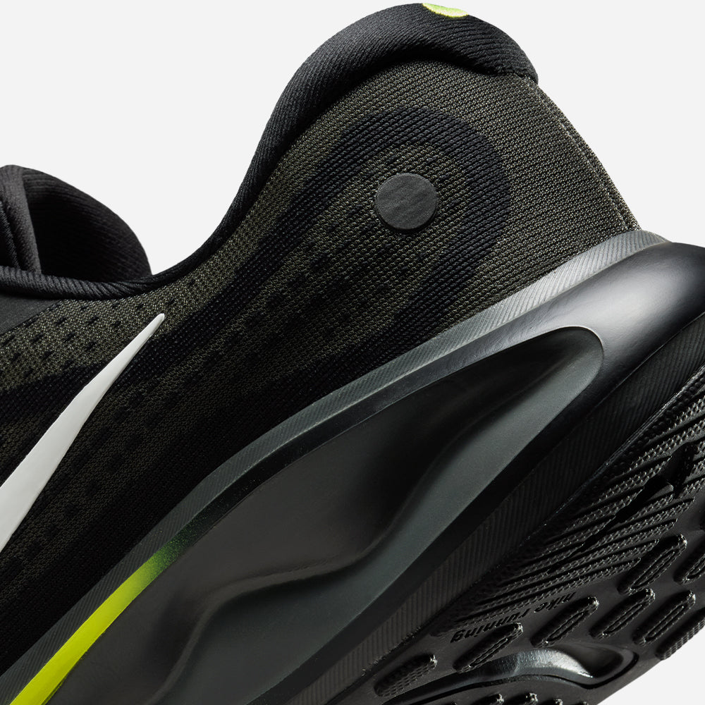 Giày Chạy Bộ Nam Nike Journey Run - Đen - Supersports Vietnam