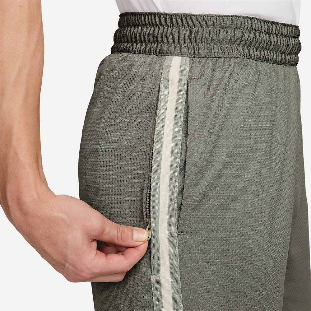 Quần Ngắn Thể Thao Nam Nike Dri-Fit Dna 8 Inch - Xanh Quân Đội - Supersports Vietnam