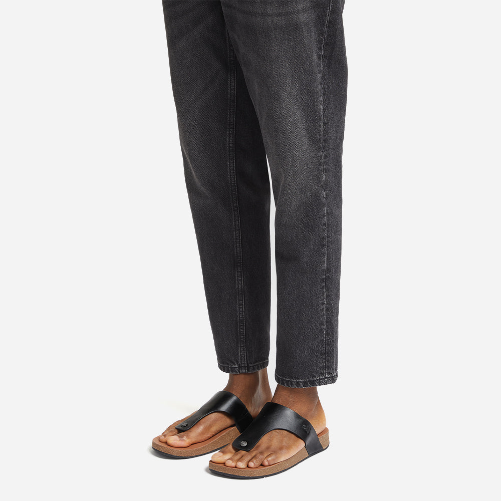 Giày Sandal Nam Fitflop Iqushion Leather Toe-Post - Đen - Supersports Vietnam
