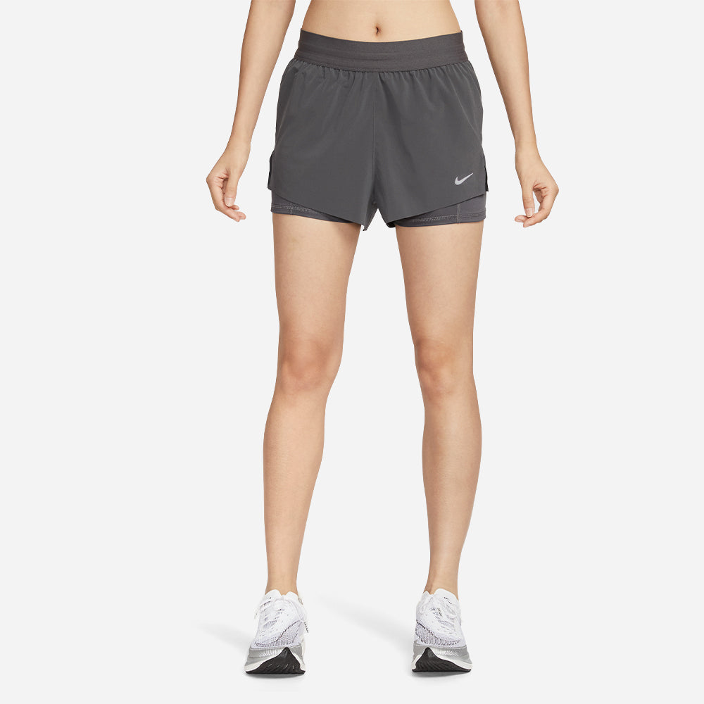 Quần Ngắn Thể Thao Nữ Nike Swift Dri-Fit Mid-Rise 2-In-1 - Xám - Supersports Vietnam