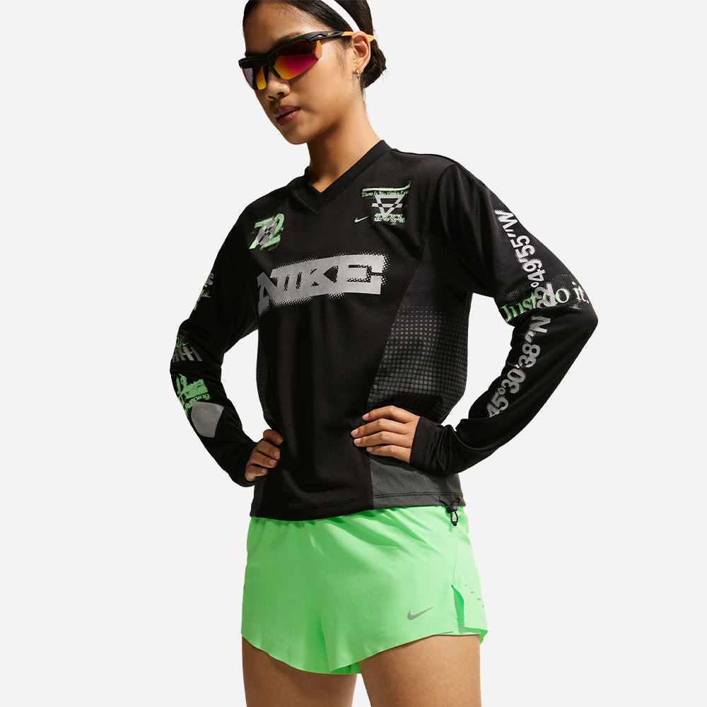 Quần Ngắn Thể Thao Nữ Nike Swift Dri-Fit Mid-Rise 2-In-1 - Xanh Lá - Supersports Vietnam