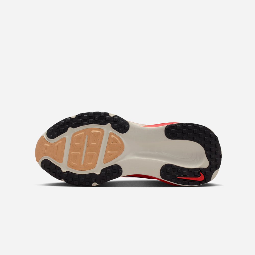 Giày Chạy Bộ Nữ Nike Vomero 18 - Đỏ - Supersports Vietnam