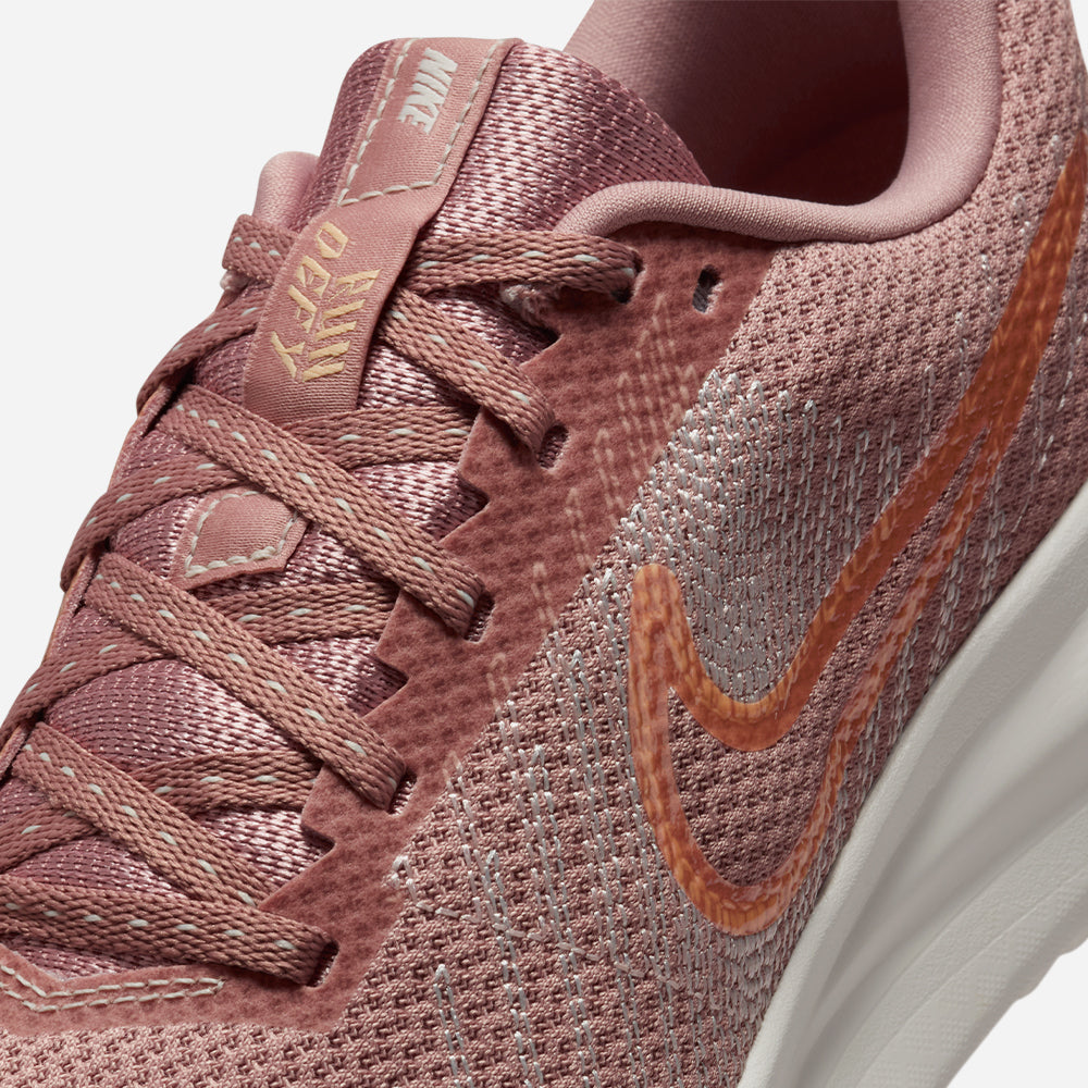 Giày Chạy Bộ Nữ Nike Run Defy - Hồng - Supersports Vietnam