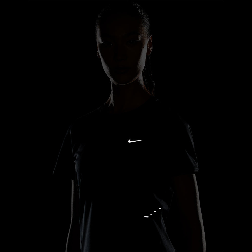 Áo Thun Nữ Nike Swift Dri-Fit Short-Sleeve - Đen - Supersports Vietnam
