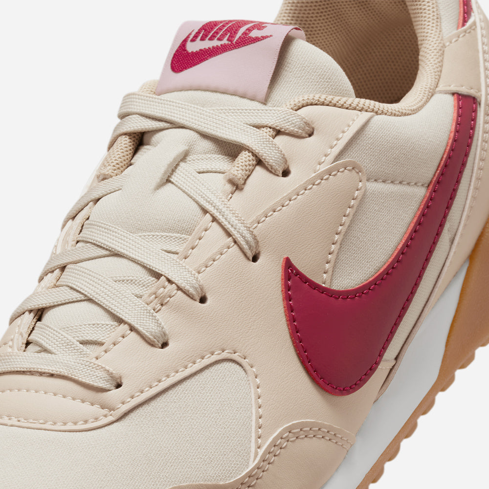 Giày Sneaker Nữ Nike Terra Manta - Be - Supersports Vietnam