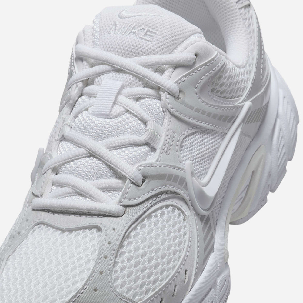 Women's Nike V5 Rnr Sneakers White - Main Image