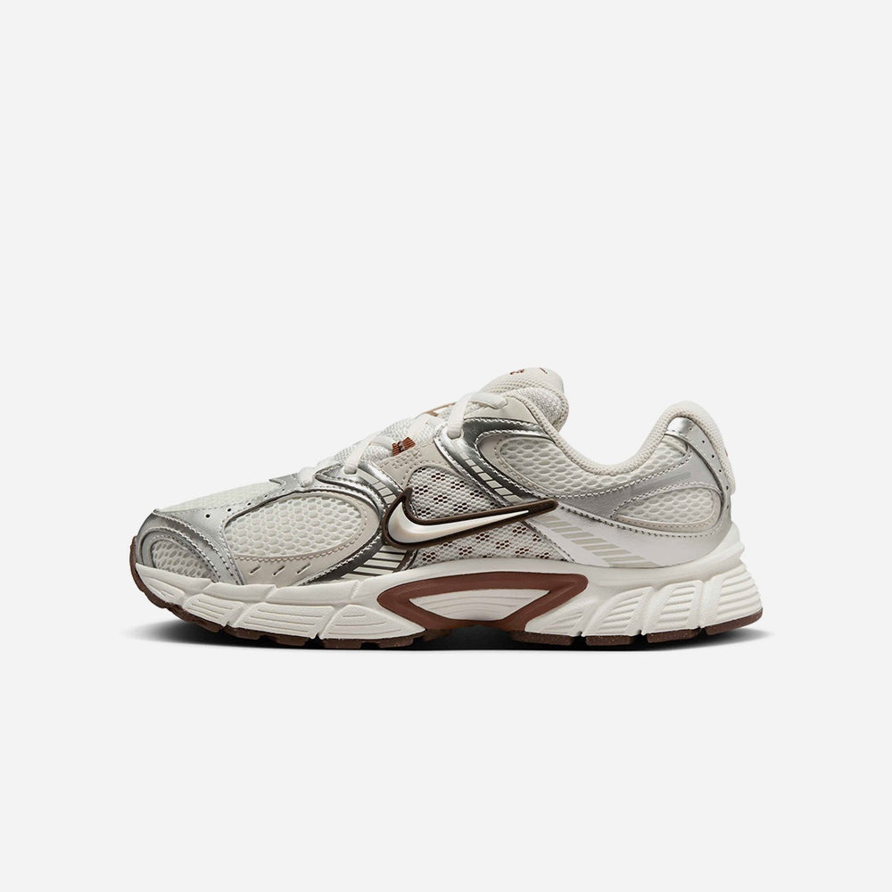 Giày Sneaker Nữ Nike V5 Rnr - Be - Supersports Vietnam