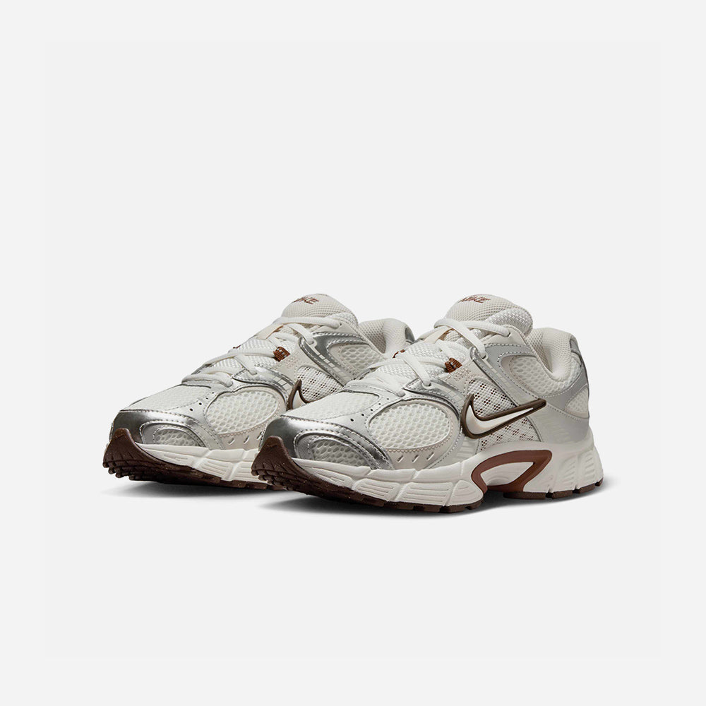 Giày Sneaker Nữ Nike V5 Rnr - Be - Supersports Vietnam