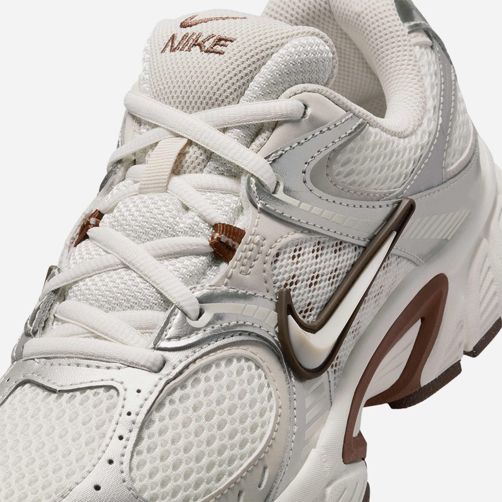 Giày Sneaker Nữ Nike V5 Rnr - Be - Supersports Vietnam