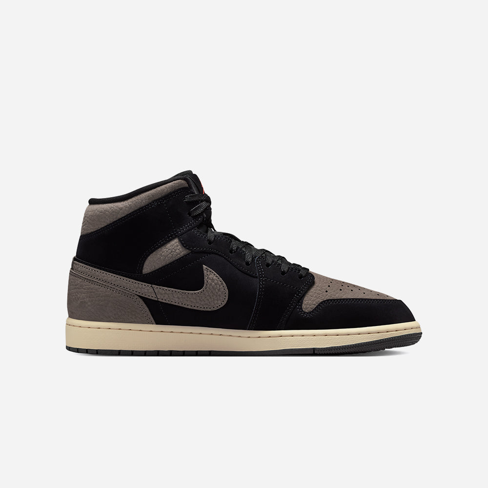Giày Sneaker Nam Nike Air Jordan 1 Mid Se - Nâu - Supersports Vietnam