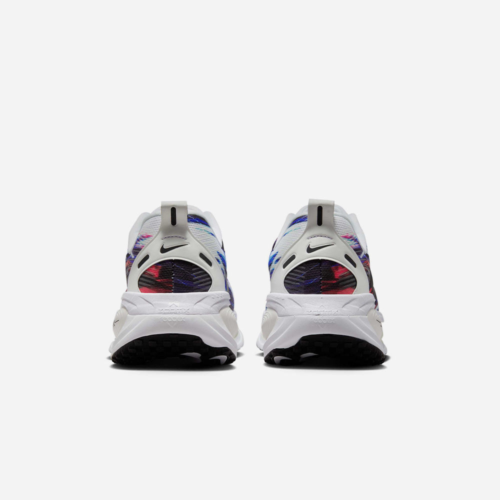 Giày Chạy Bộ Nam Nike Vomero 18 Se - Nhiều Màu - Supersports Vietnam