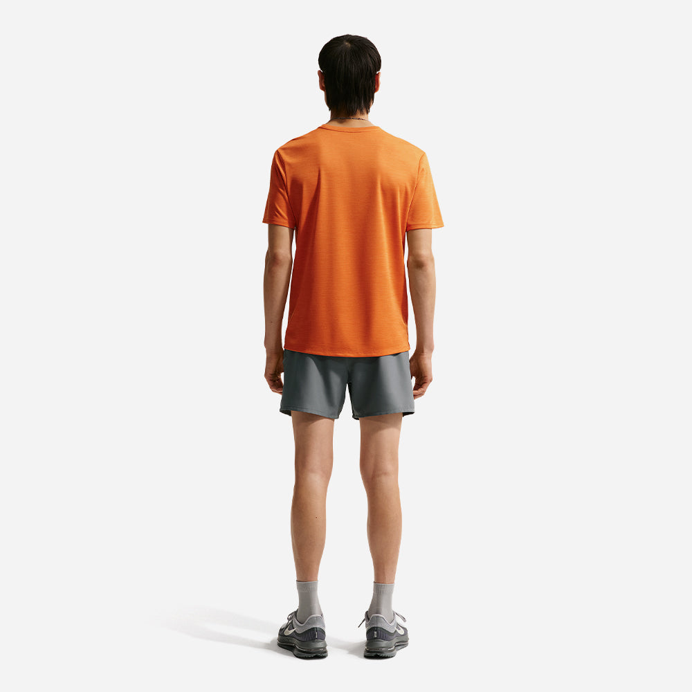 Quần Ngắn Thể Thao Nam Nike Miler Dri-Fit 5 Inch Brief-Lined Running - Xám - Supersports Vietnam