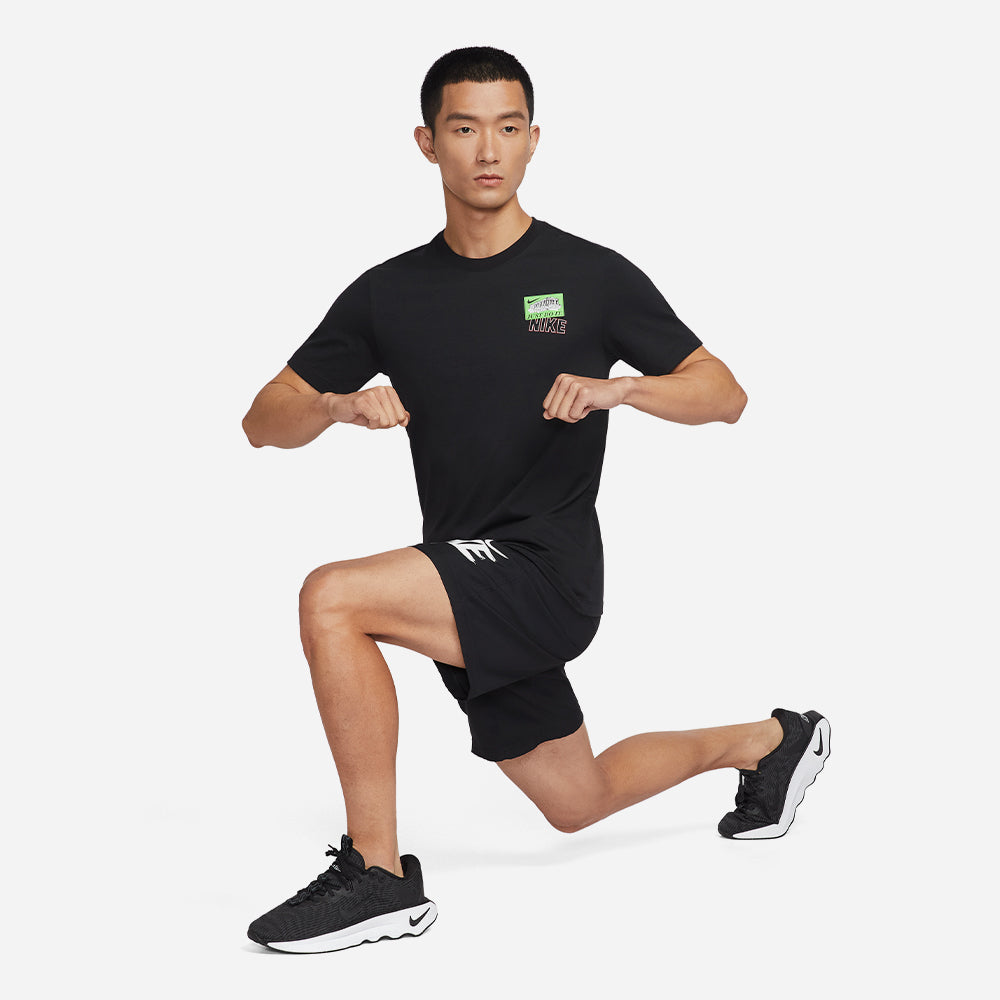 Áo Thun Nam Nike Train Stickers - Đen - Supersports Vietnam