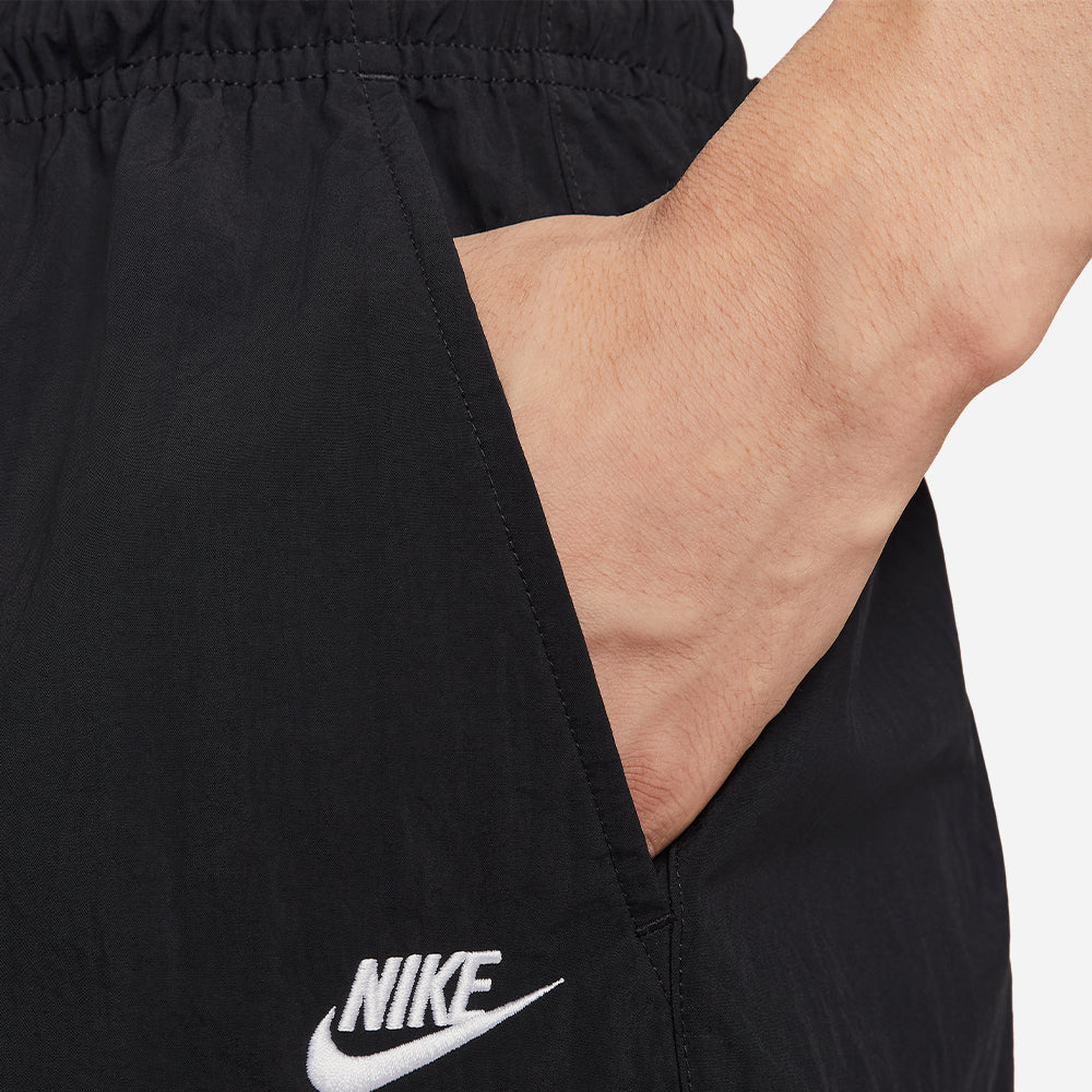 Quần Ngắn Thời Trang Nam Nike Sportswear Club Utility - Đen - Supersports Vietnam