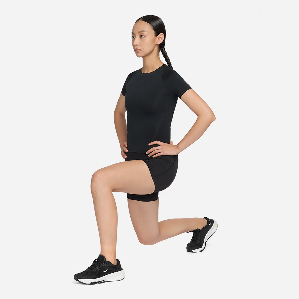 Áo Thun Nữ Nike Universa Dri-Fit Short-Sleeve - Đen - Supersports Vietnam