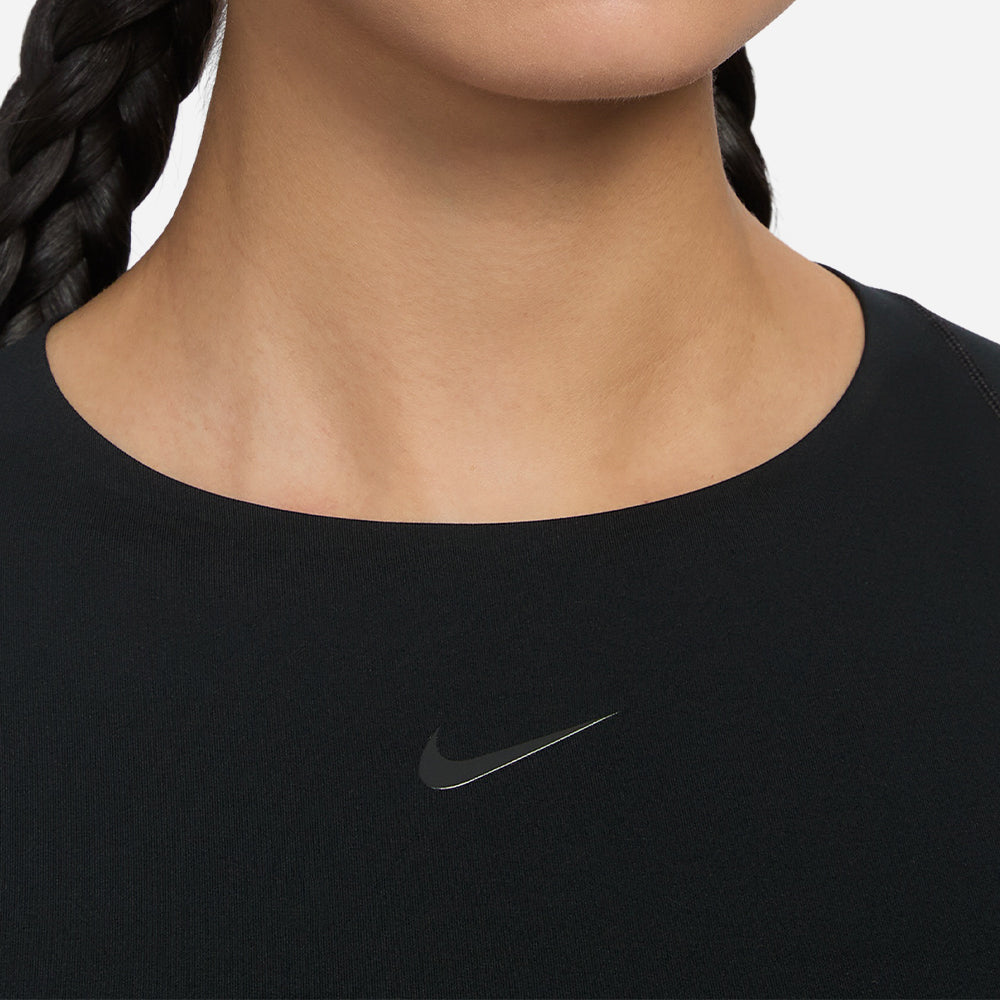 Áo Thun Nữ Nike Universa Dri-Fit Short-Sleeve - Đen - Supersports Vietnam