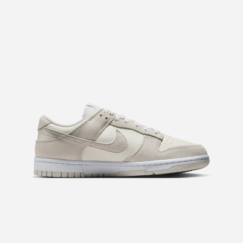 Giày Sneaker Nữ Nike Dunk Low - Be - Supersports Vietnam