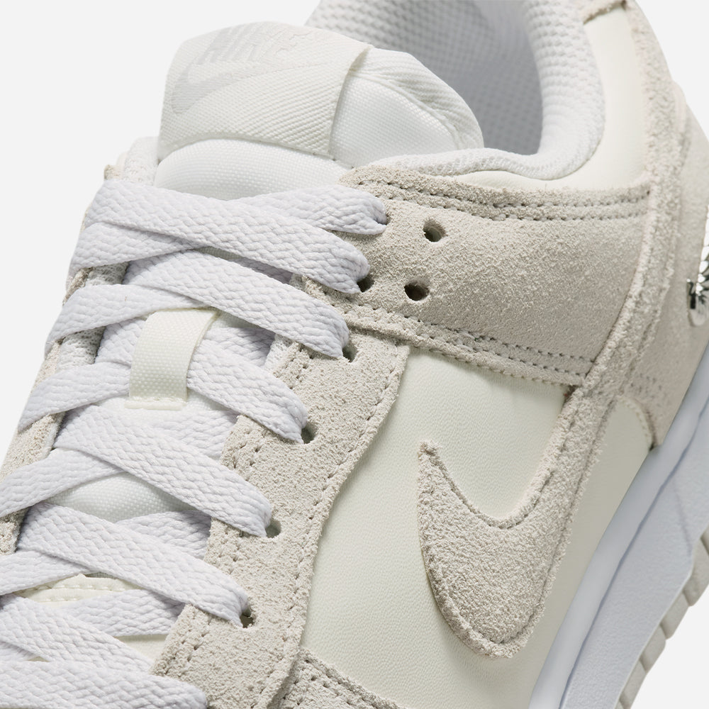 Giày Sneaker Nữ Nike Dunk Low - Be - Supersports Vietnam