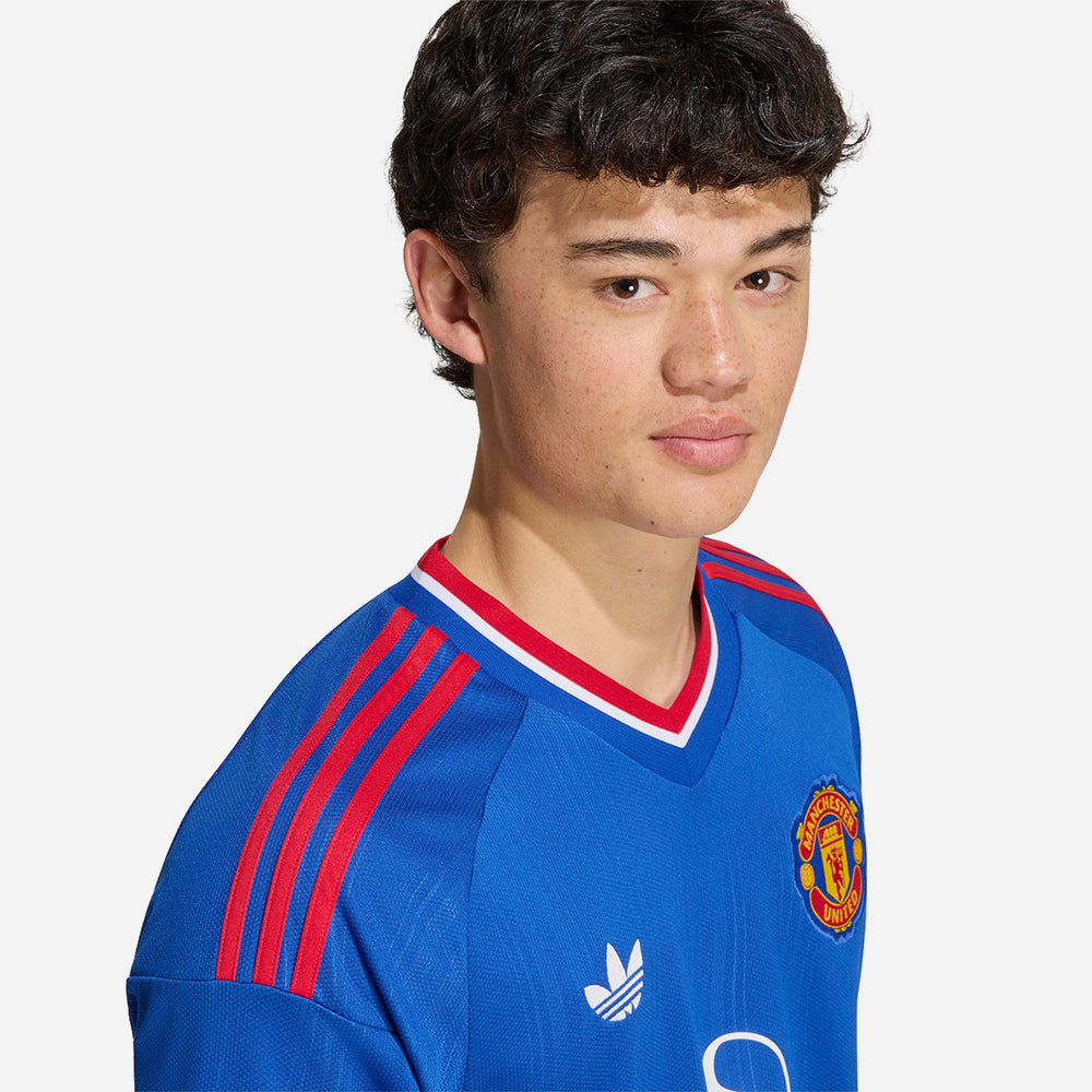 Áo Đá Bóng Nam Adidas Sân Khách Manchester United 26/27 Replica - Xanh Dương - Supersports Vietnam